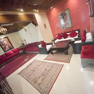 Flair's - Families Only , Marrakesh Maroc